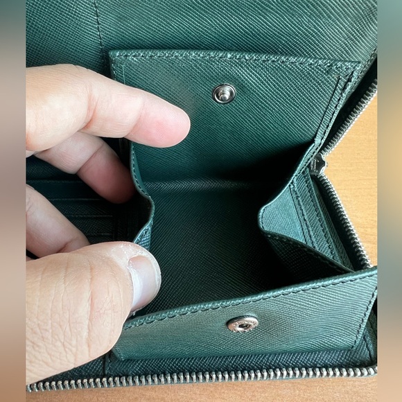 PRADA Studded long wallet - Picture 4 of 16